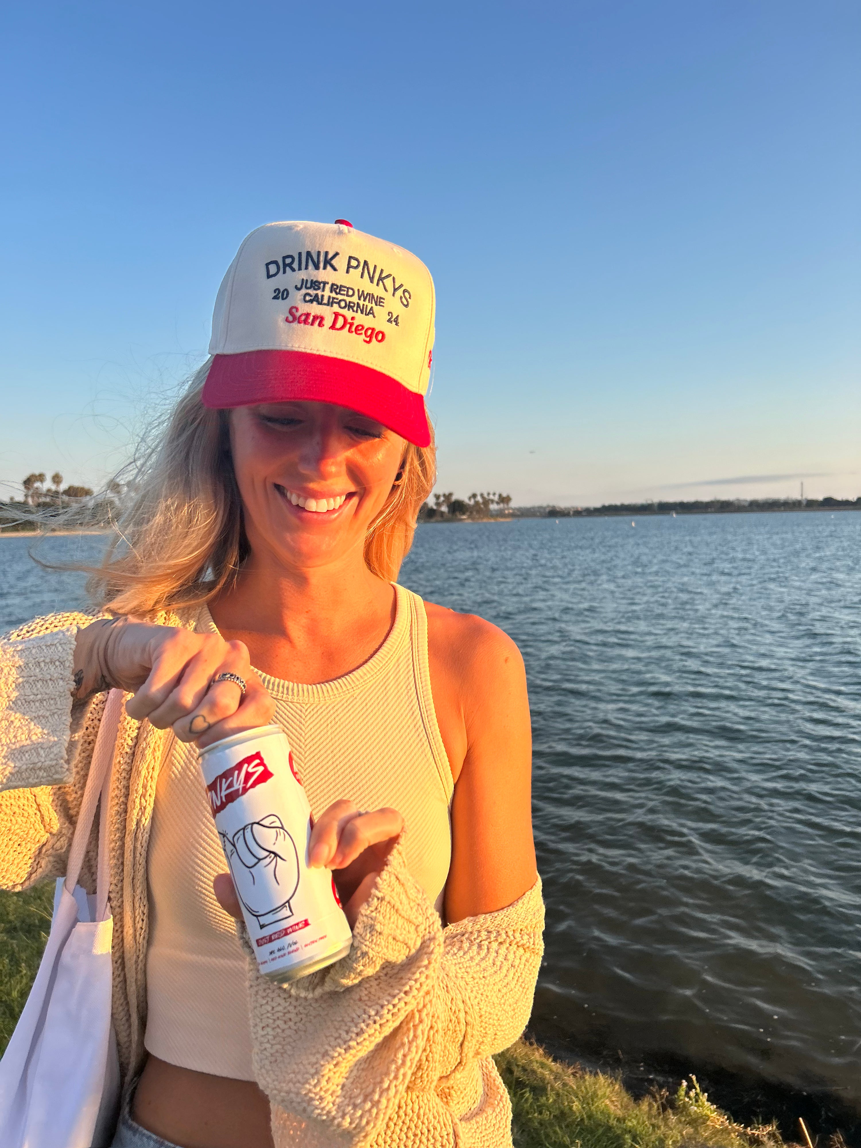 DRINK PNKYS HAT - Cream/Red